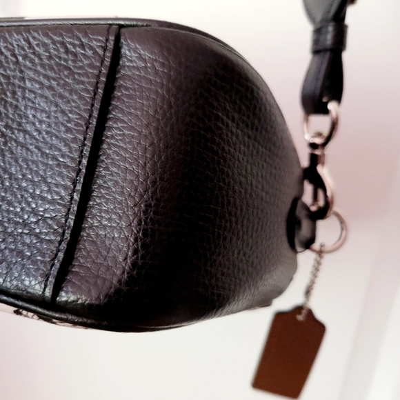 Marvel x Coach Crossbody - Picture 4 of 16